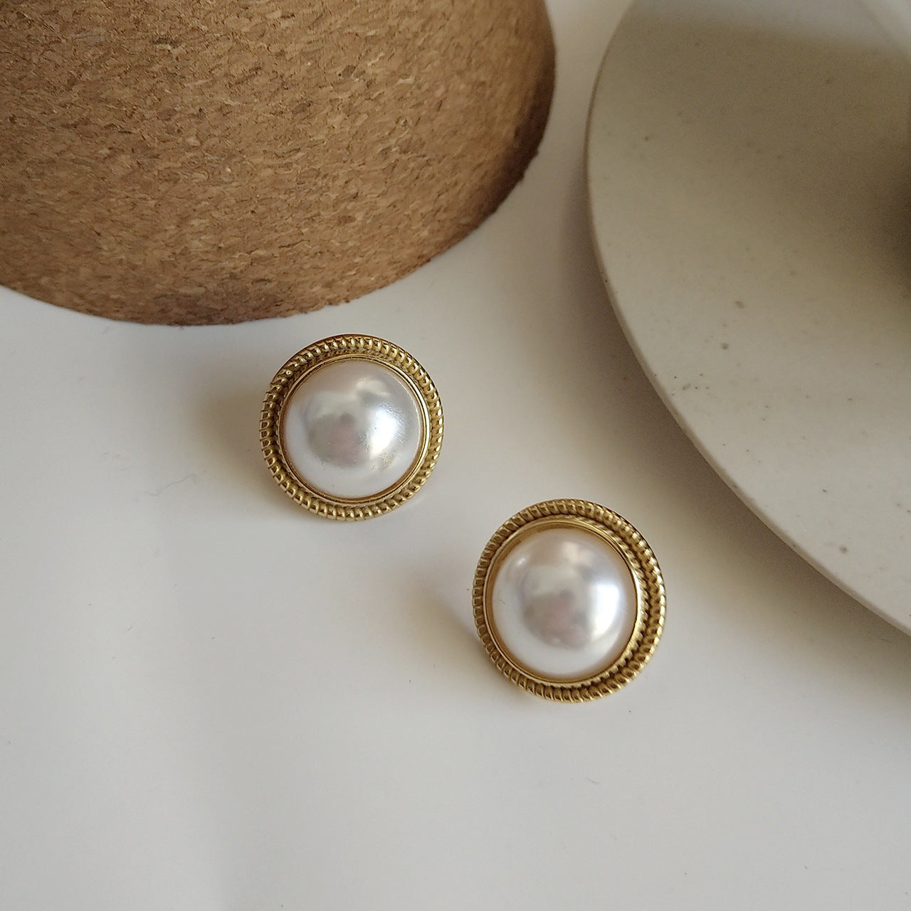 Silver Pearl's Earrings