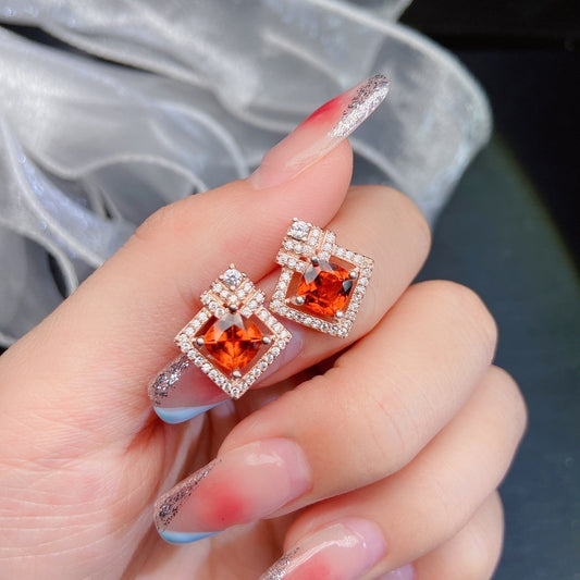 S925 Silver Garnet Stud Earrings